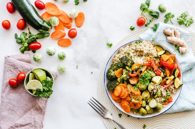 How To Go Vegan:  benefits and drawbacks, All things you need to know about plant based diet from A to Z 